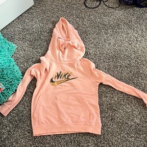 Womens Nike sweatshirt